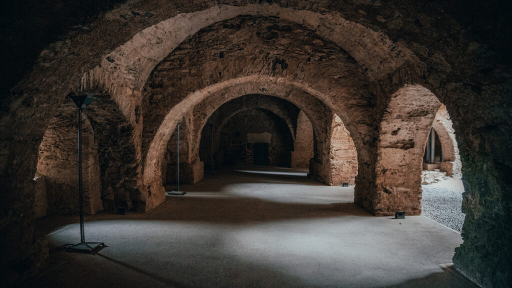 Claustro Inferior Monasterio de Sant Pere de Rodes